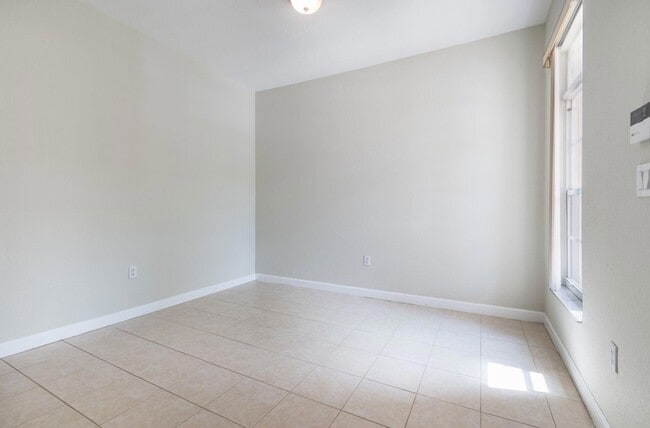 Foto del edificio - 12863 SW 134th Terrace