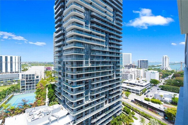 Foto del edificio - 3301 NE 1st Ave