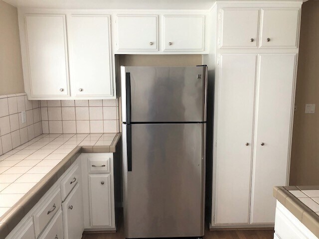 Kitchen d - 240 S Broadway