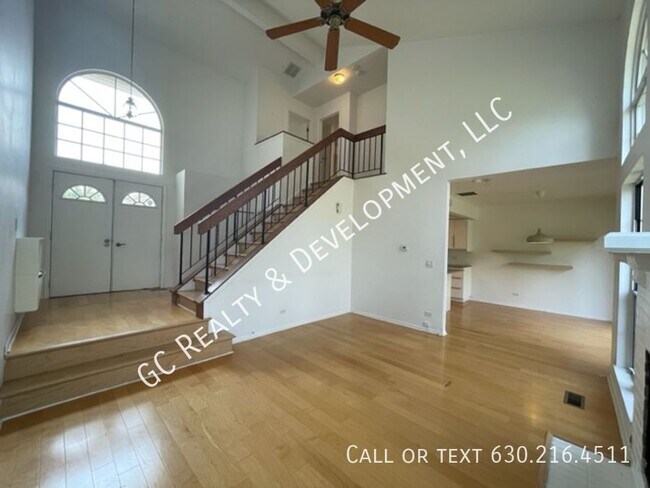 Building Photo - 730 Sturnbridge Ln