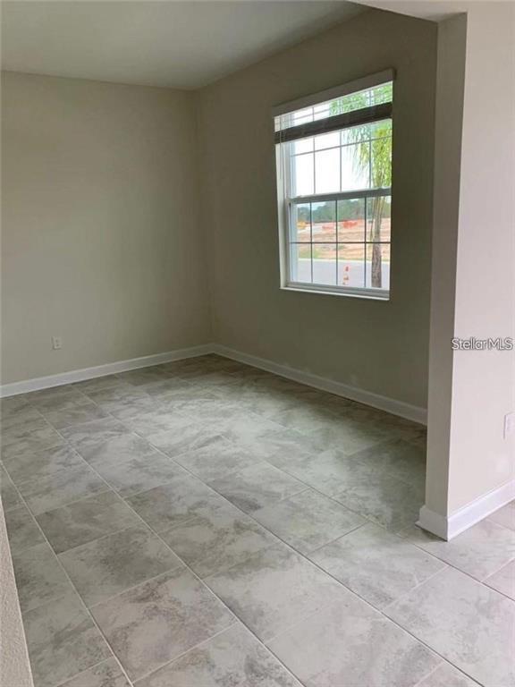 Foto del edificio - 1323 Oak Crest St