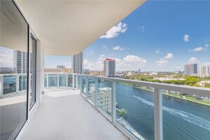 Building Photo - 3800 S Ocean Dr