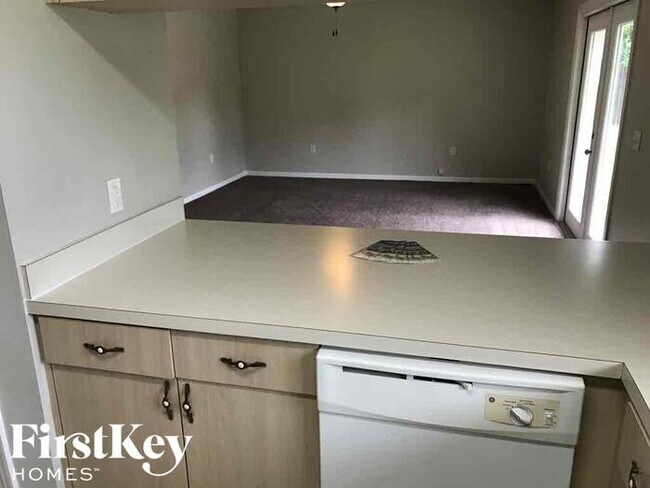 Foto del edificio - 1104 Oak Pointe Pl