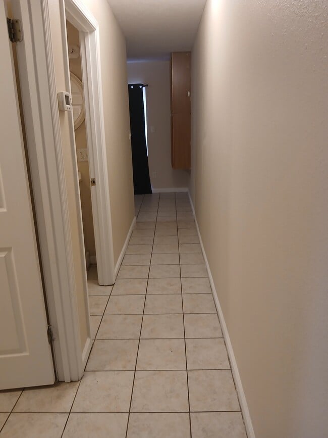 Foto del edificio - 510 S Poplar St