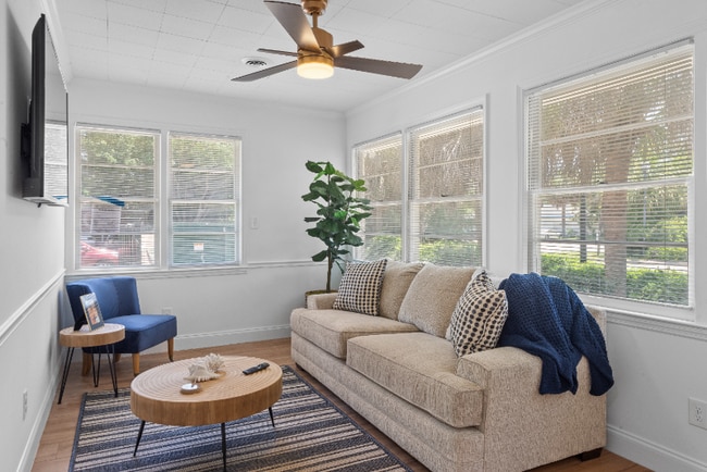 Photo - 403 11th Ave S House