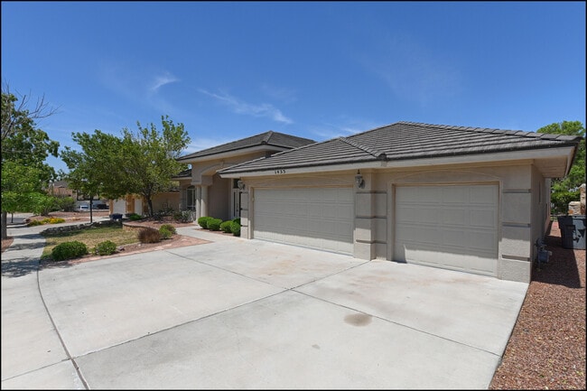 Building Photo - 1435 Cloud Ridge Dr