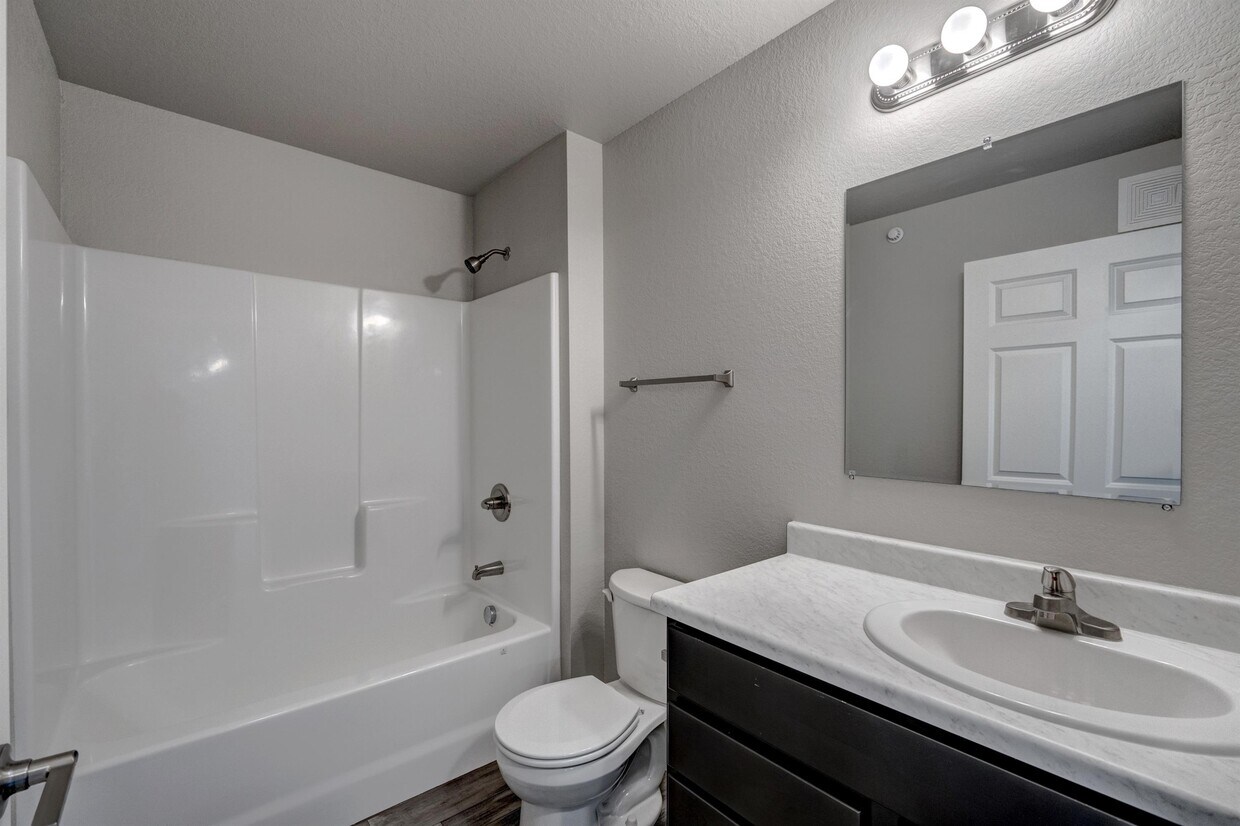 4805 5th St Unit 14, Rapid City, SD 57701 - Room for Rent in Rapid