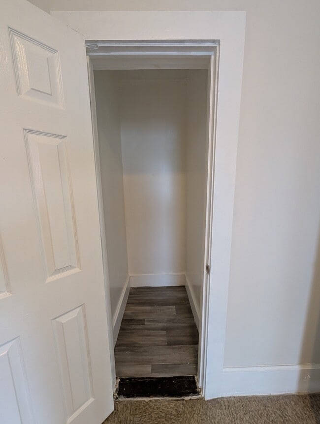 Building Photo - 224 Lyman St