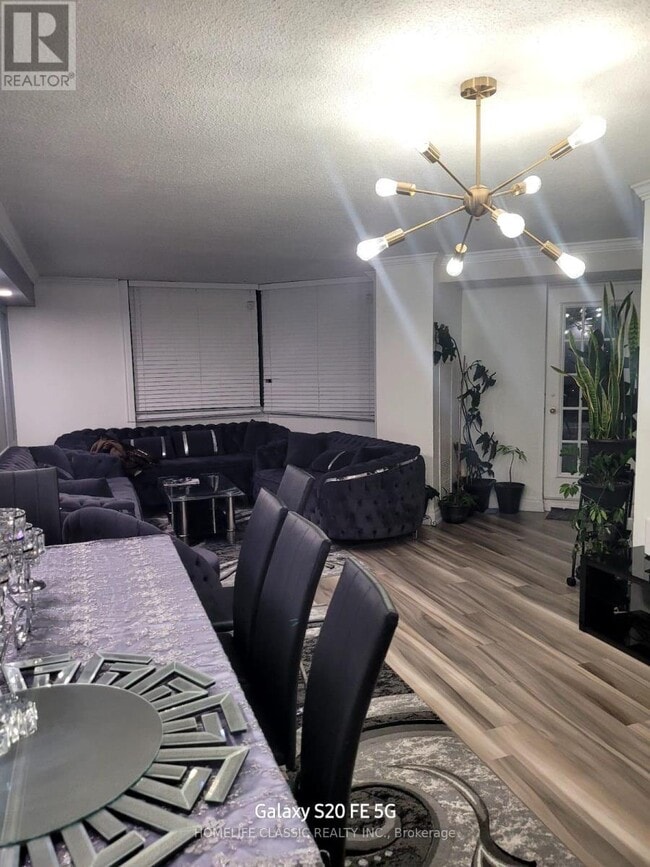 Photo du bâtiment - 236 Albion Rd