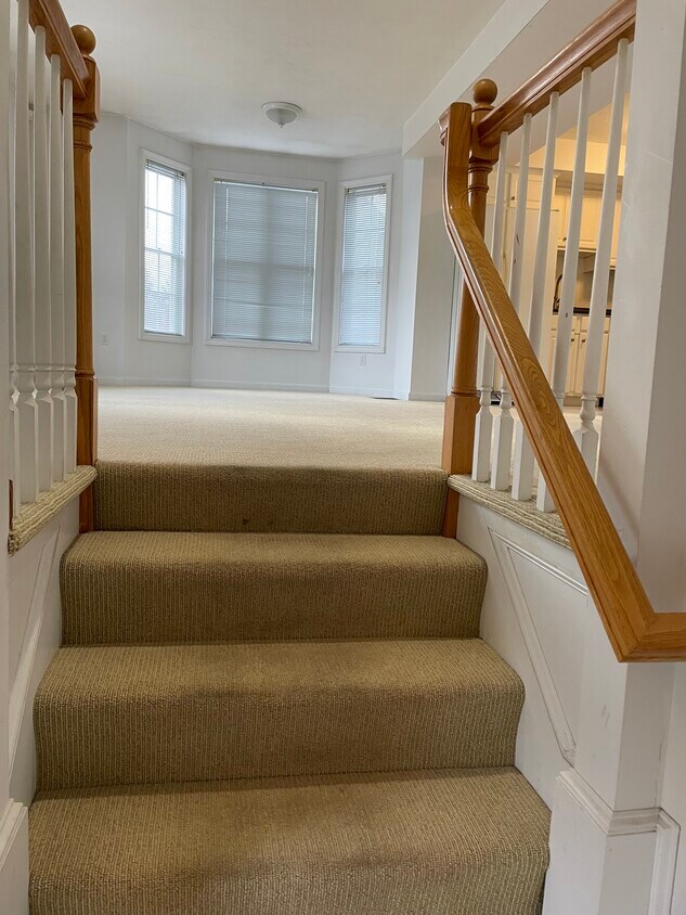 206 Falls Blvd, Quincy, MA 02169 Apartments in Quincy, MA