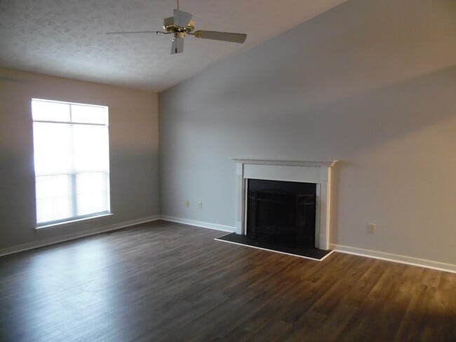 Building Photo - 1108 Ledgebrook Ct