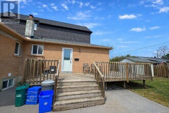 Building Photo - 16 Cartier Crescent
