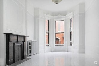 Building Photo - 152 Kent St