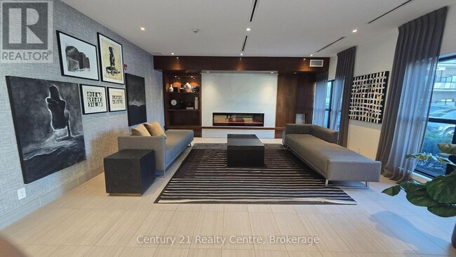 Building Photo - 102 Grovewood Common