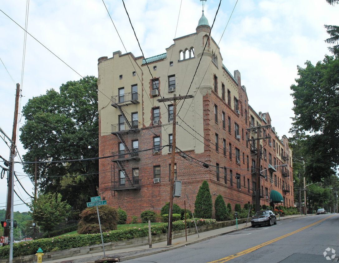 Primary Photo - Hartsdale Towers