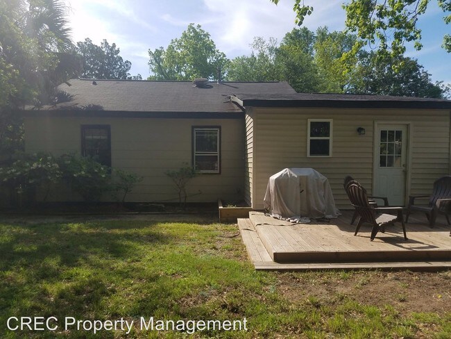 Building Photo - 3 br, 2 bath House - 2060 Maybank Hwy