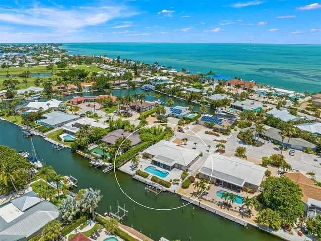 Foto del edificio - 614 Gladstone Ln