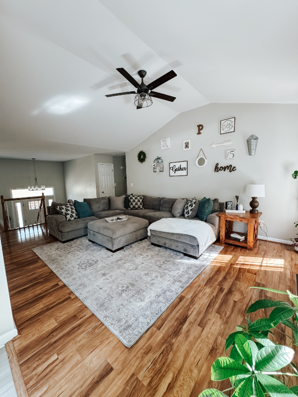 Building Photo - 11812 Wilderness Park Dr