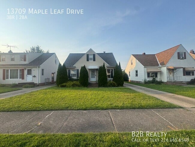 Foto del edificio - 13709 Maple Leaf Dr