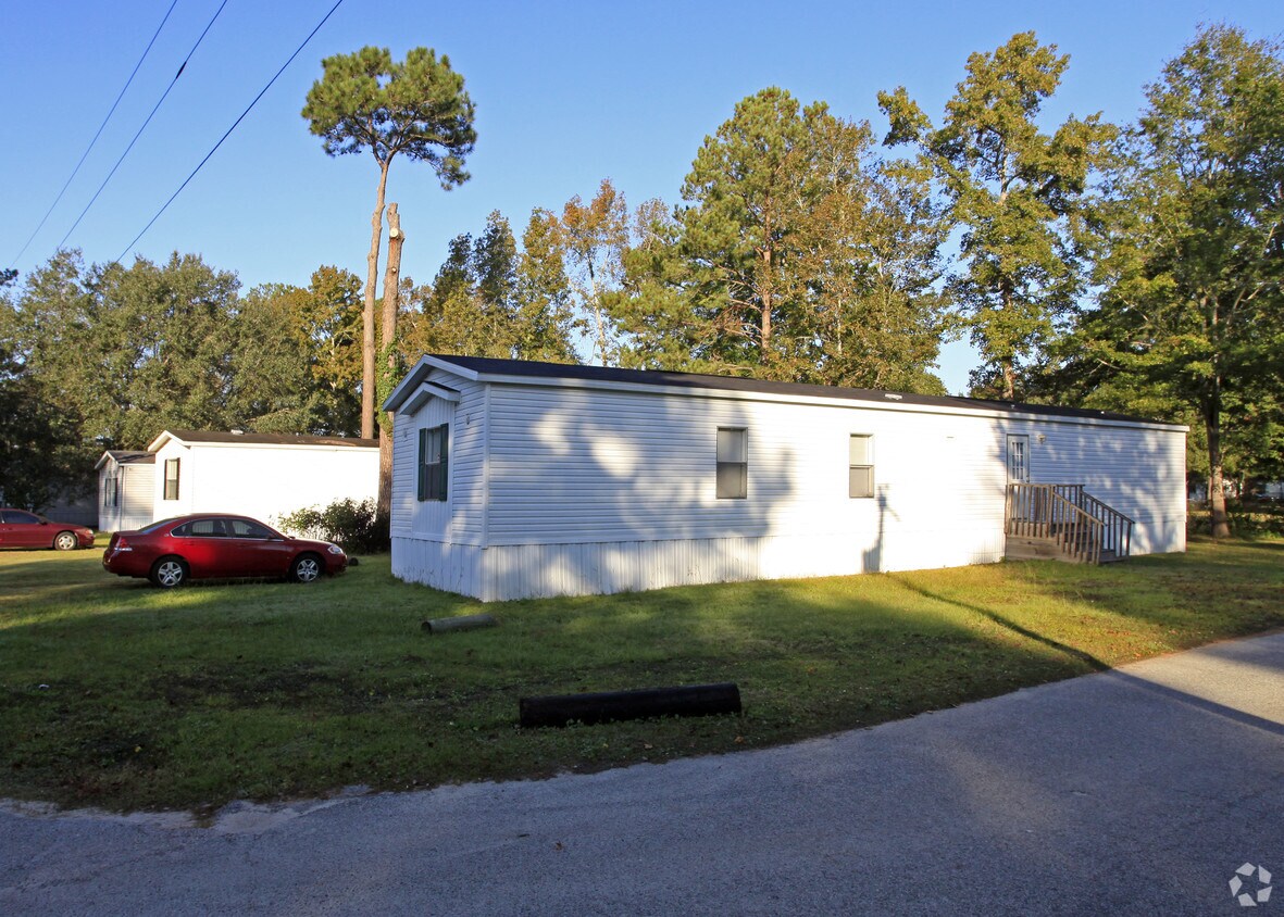 Building Photo - 3621 Mary Ann Point Rd