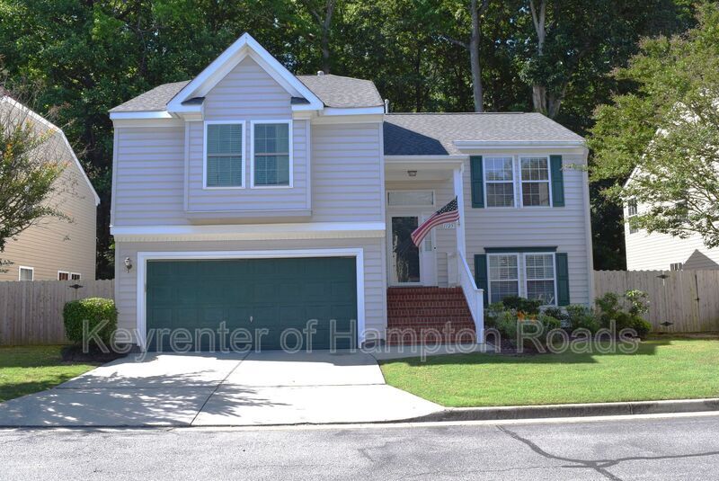 Primary Photo - 1125 Lady Ashley Dr