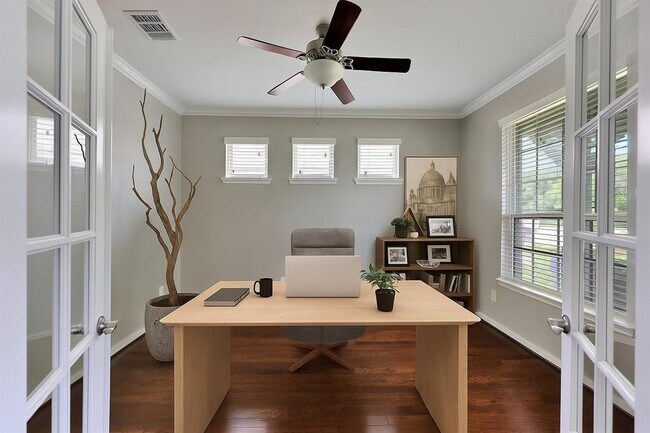 Foto del edificio - 12814 Bedell Bridge Ln