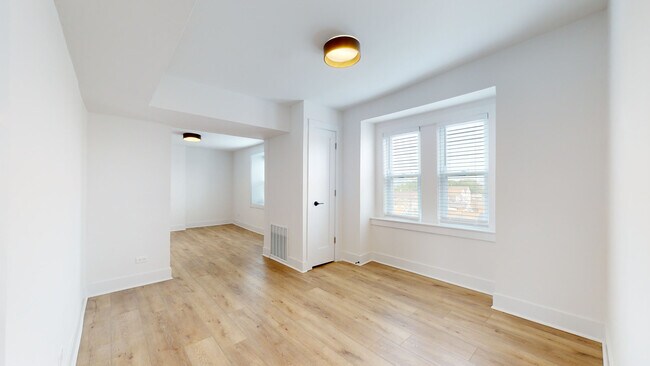 Foto del edificio - 2700 W Cermak Rd