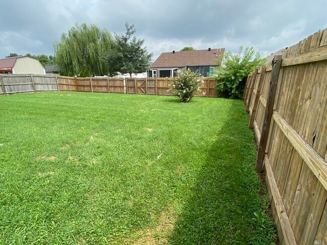 Foto del edificio - 4821 Wembley Way