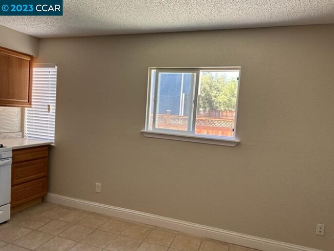 Building Photo - 2718 Stone Pine Ct