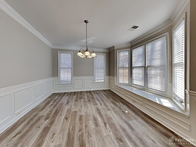 Foto del edificio - 6848 Deer Trail Ln