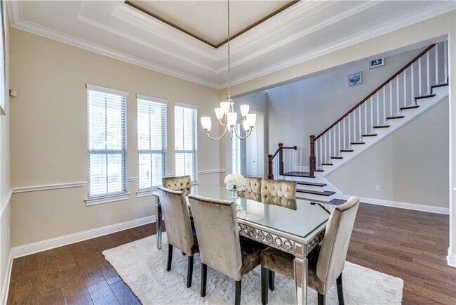 Building Photo - 16404 Aventura Ave