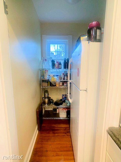 Building Photo - 61 Payne St