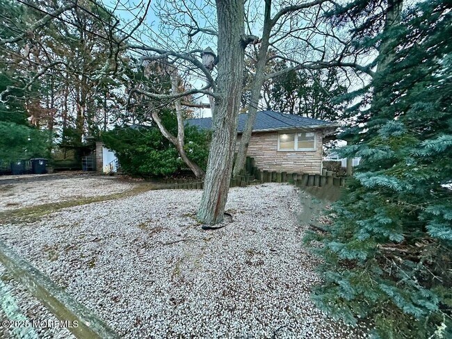 Foto del edificio - 297 Cambourne Dr