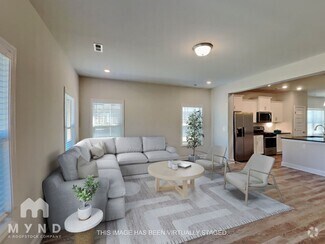 Building Photo - 112 Sartain St