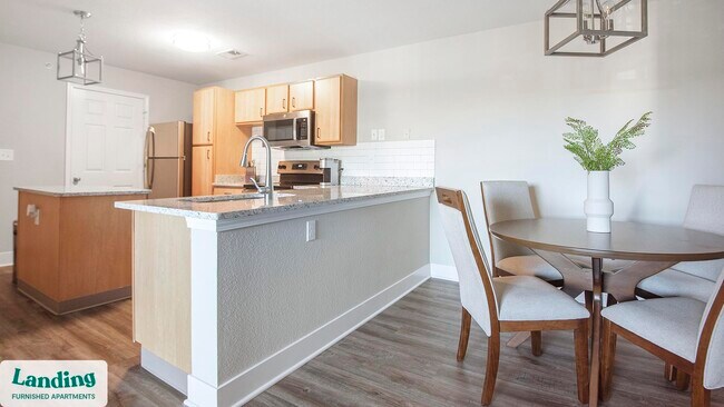 Foto del edificio - 400 Legends Terrace Dr