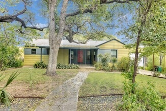 Building Photo - 1321 Bonham Terrace