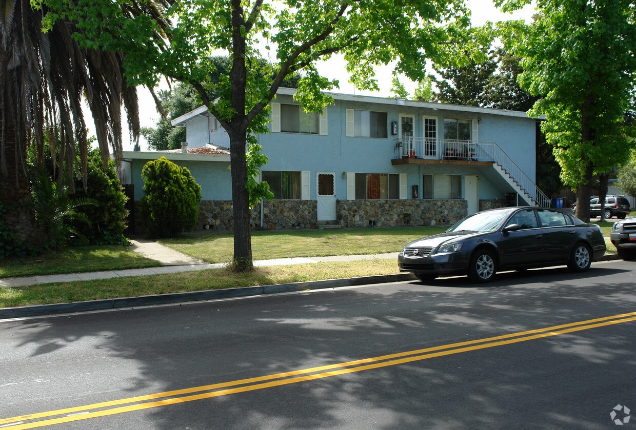220 Carlton Ave, Los Gatos, CA 95032 Apartments in Los Gatos, CA