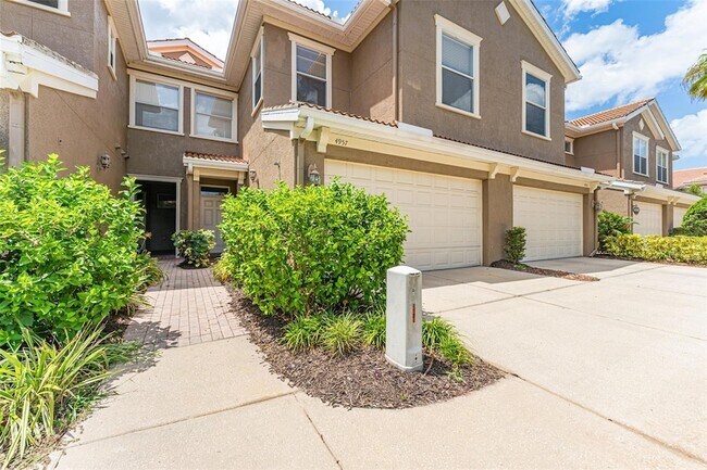 Foto del edificio - 4957 Anniston Cir