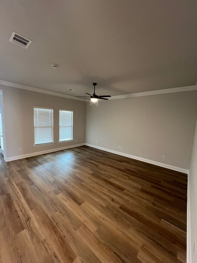 Building Photo - New Construction!