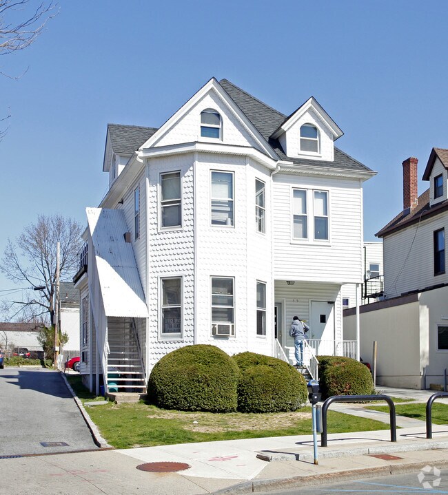 Building Photo - 35 Beekman Ave