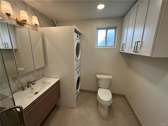 Foto del edificio - 934 Manhattan Ave