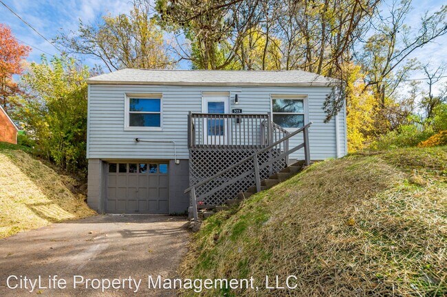 Foto del edificio - 3 br, 1 bath House - 323 Rodi Road