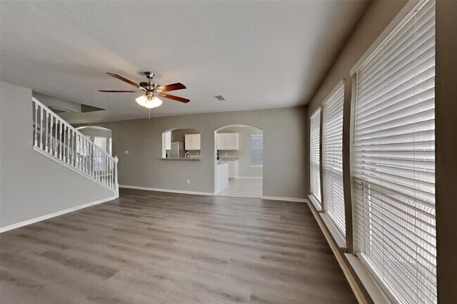 Foto del edificio - 1714 Sterling Village Dr