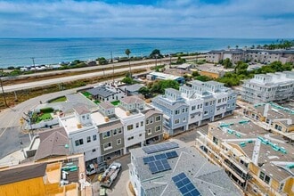 Building Photo - 7400 Ponto Rd