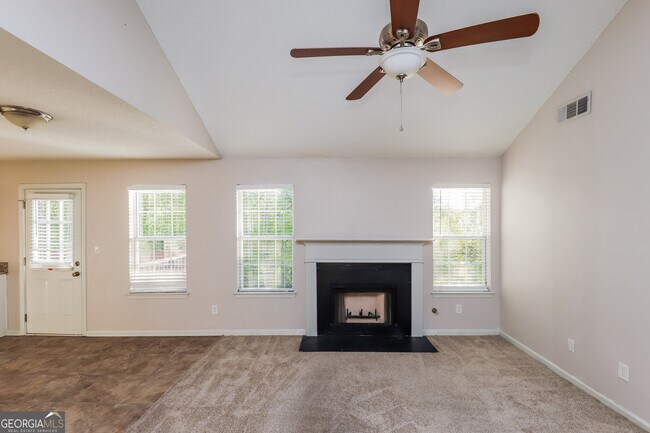 Foto del edificio - 3238 Lodgepole Ct