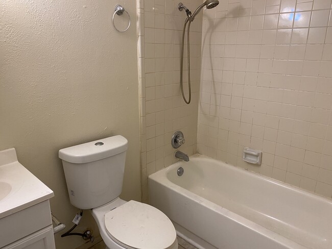 Building Photo - 5808 Woodsetter Ln