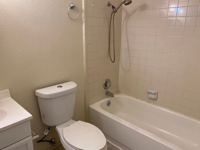 Foto del edificio - 5808 Woodsetter Ln