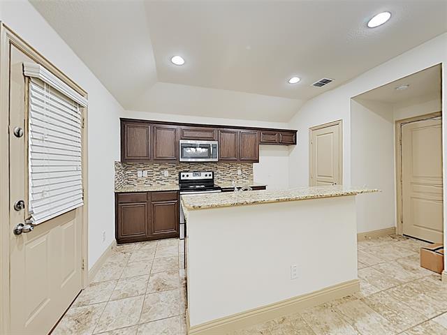 Foto del edificio - 5101 Braddock Ct