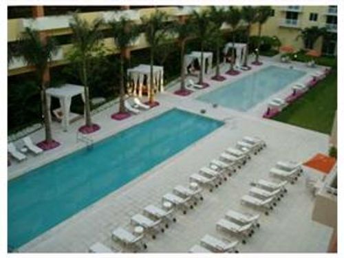 Building Photo - 2775 NE 187th St