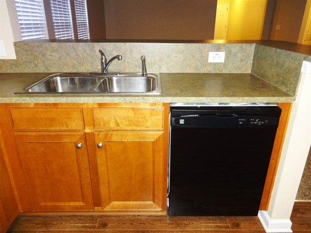 Building Photo - 1131 Moss Grove Dr